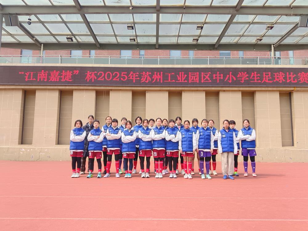 e7185c9e78214640ae1fe396350fb2dd.jpg
